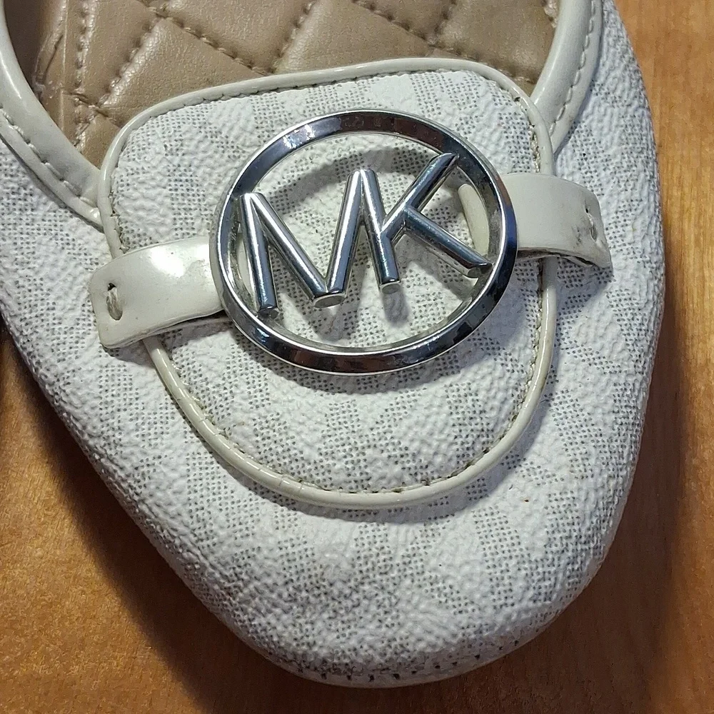 Michael Kors Metallic Silver Flats Size 9